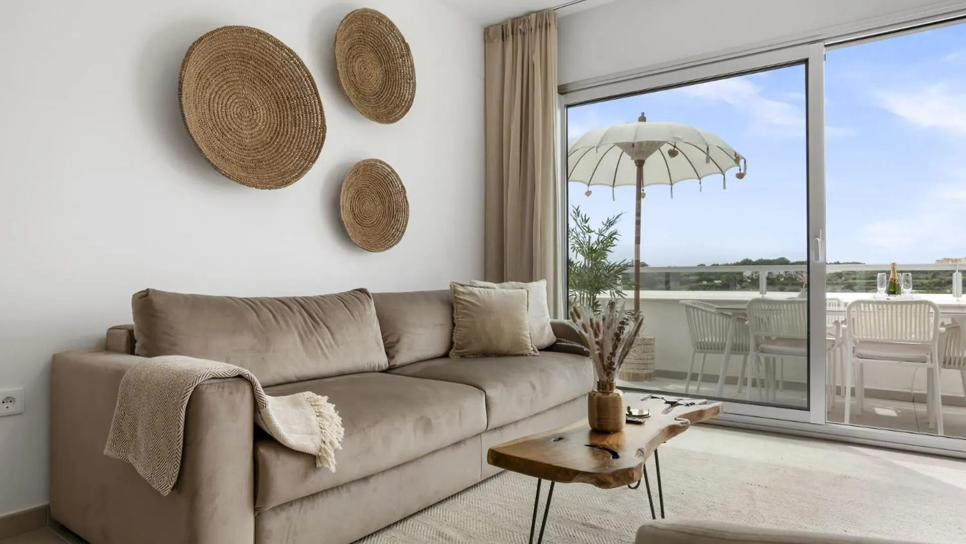 شقة Vivi Homes - Vanisha إِستيبونا